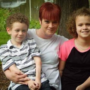 Meet your Posher, Debbie